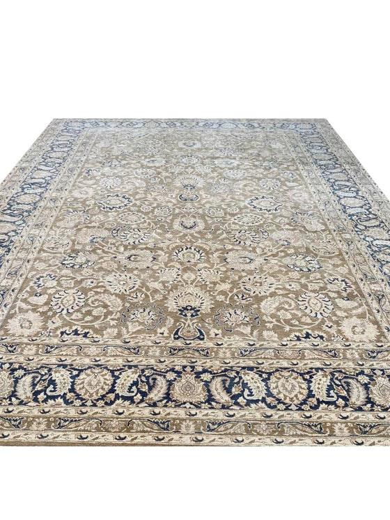 10x14 Old Persian Area Rug – 105714.