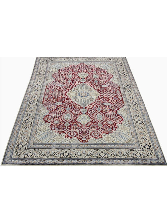 6x9 Old Persian Naein Masterpiece Rug - 110432.