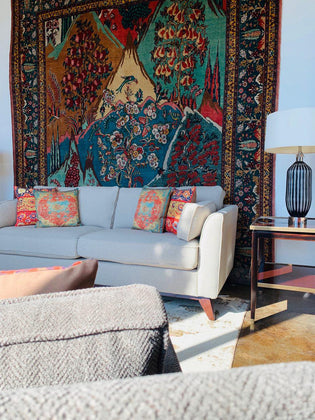  Persian Rugs: Ten Things to Consider when Buying - RenCollection