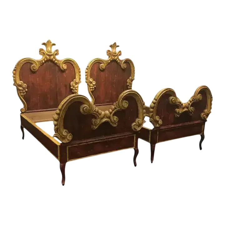 Pair of Italian 17th Century Venetian Style Twin Beds - 1894
