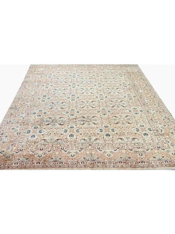 10x13 Old Persian Kashan Area Rug - 108249.