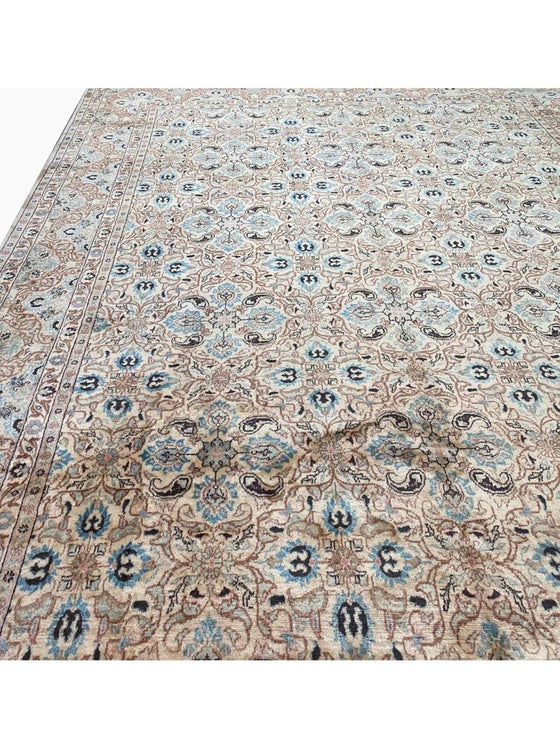 10x13 Old Persian Kashan Area Rug - 108249.