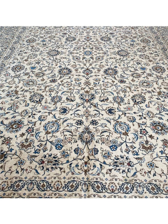 10x14 Old Persian Kashan Area Rug - 108666.