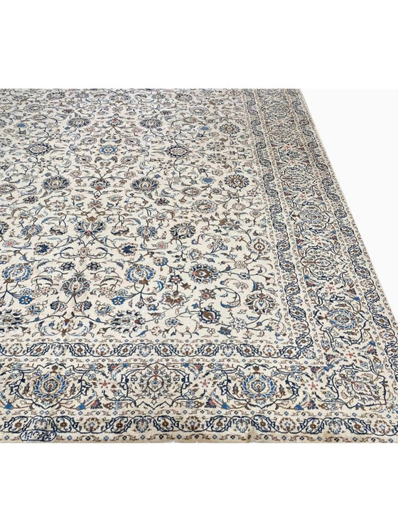 10x14 Old Persian Kashan Area Rug - 108666.