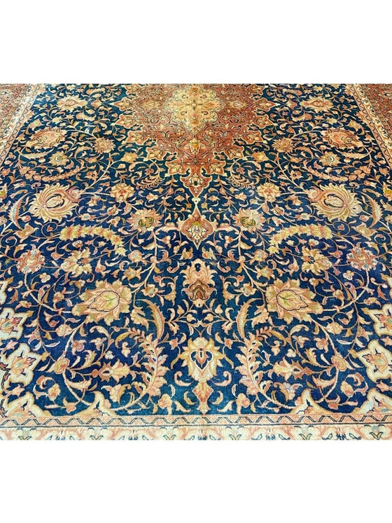 10x15 Antique Persian Tabriz Area Rug - 600021.