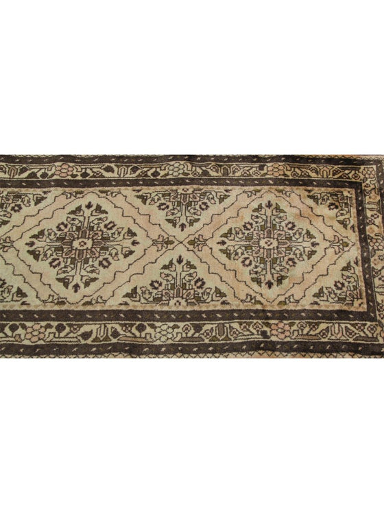 2x17 Old Persian Roudbar Runner - 106420.