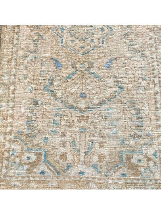 2x4 Old Persian Lilihan Area Rug - 109386.