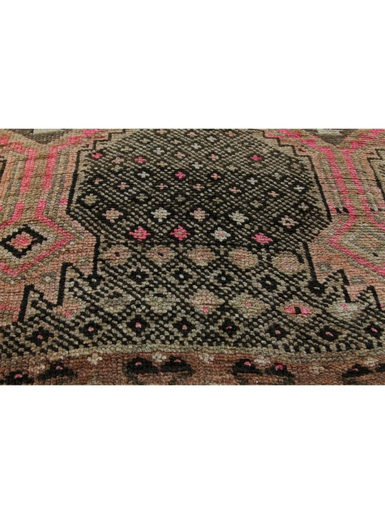 4x10 Old Persian Shiraz Area Rug - 110581.