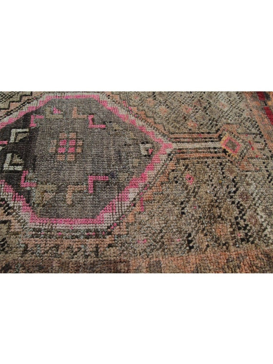 4x10 Old Persian Shiraz Area Rug - 110581.