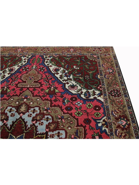 4x7 Antique Persian Bakhtiari Area Rug - 110263.