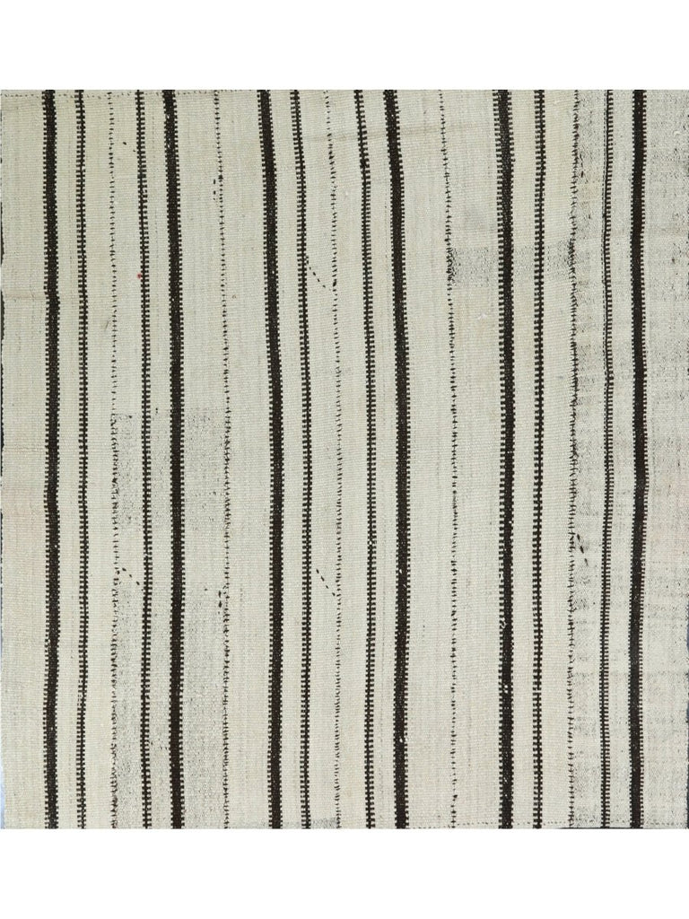 5 x 6  Old Persian Kilim Area Rug - 110684.