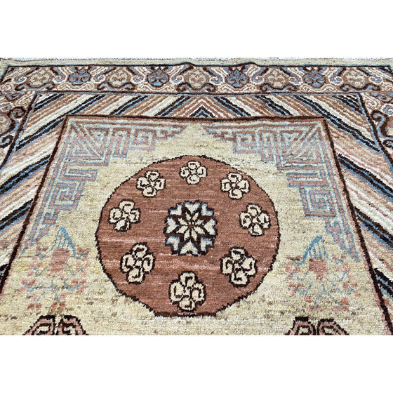 5x8 Old Turkish Anatolian Area Rug - 111167.