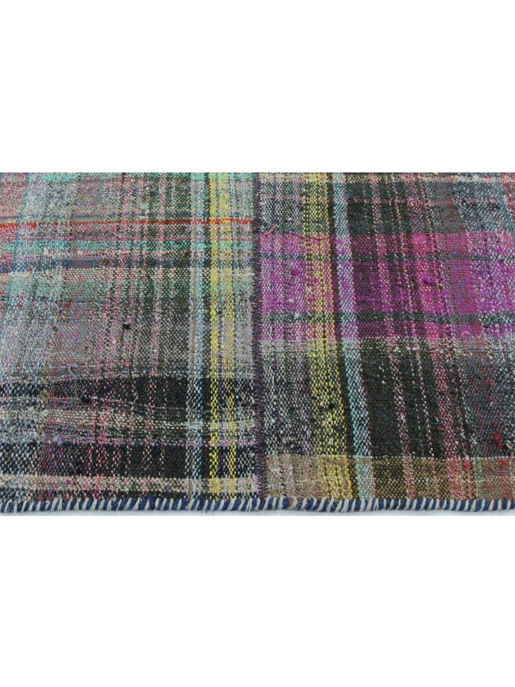 
                  
                    5x8 Persian Kilim Area Rug - 109263.
                  
                