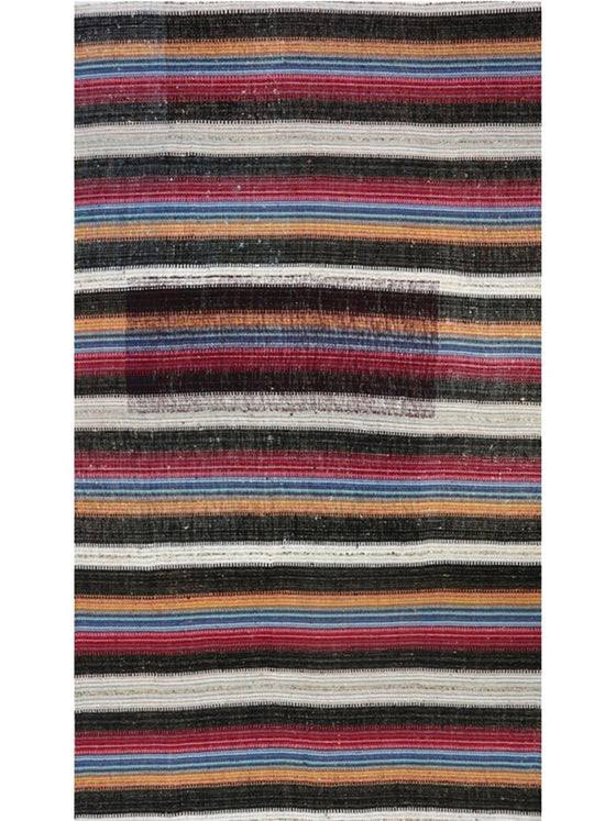 5'1" x 8'8" Persian Kilim Area Rug - 110632.