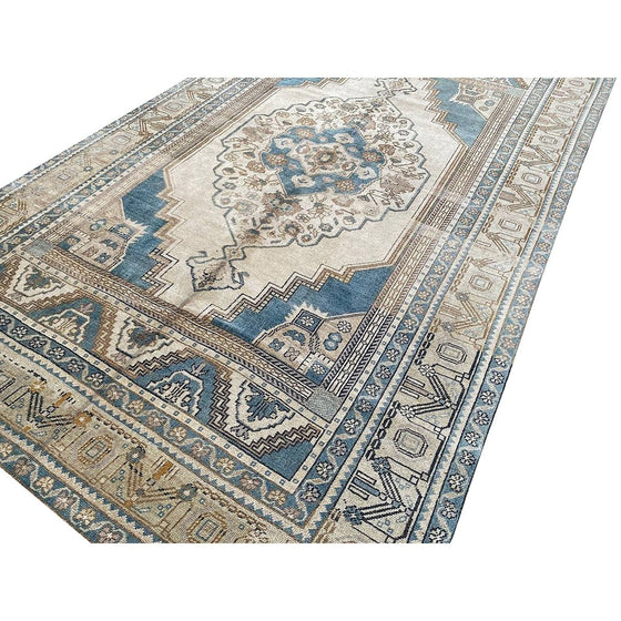 6x10 Old Turkish Anatolian Area Rug - 111187.