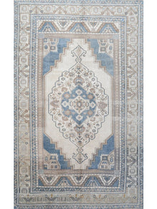  6x10 Old Turkish Anatolian Area Rug - 111187.