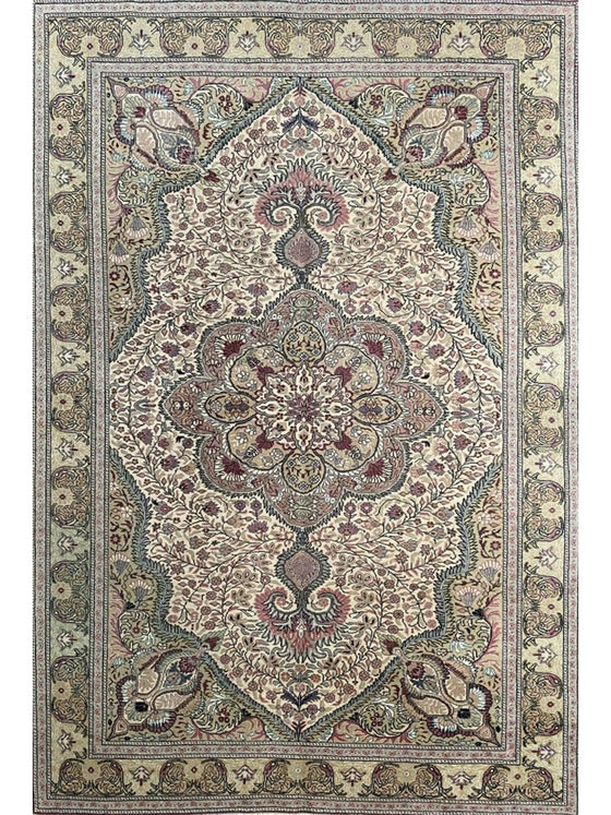 6x10 Old Turkish Kaisari Area Rug - 104703.