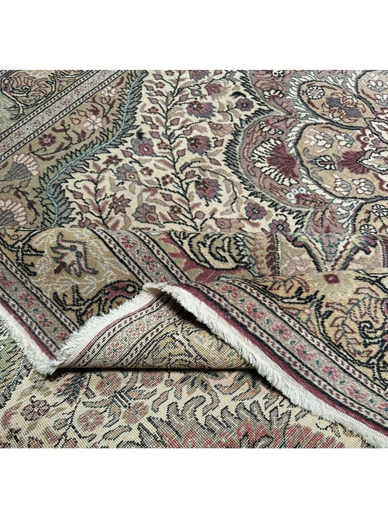 6x10 Old Turkish Kaisari Area Rug - 104703.