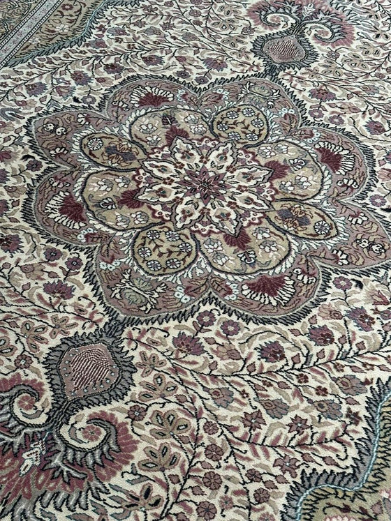 6x10 Old Turkish Kaisari Area Rug - 104703.