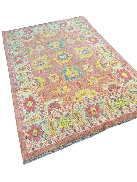 6x9 Persian Sultanabad Area Rug - 109874.