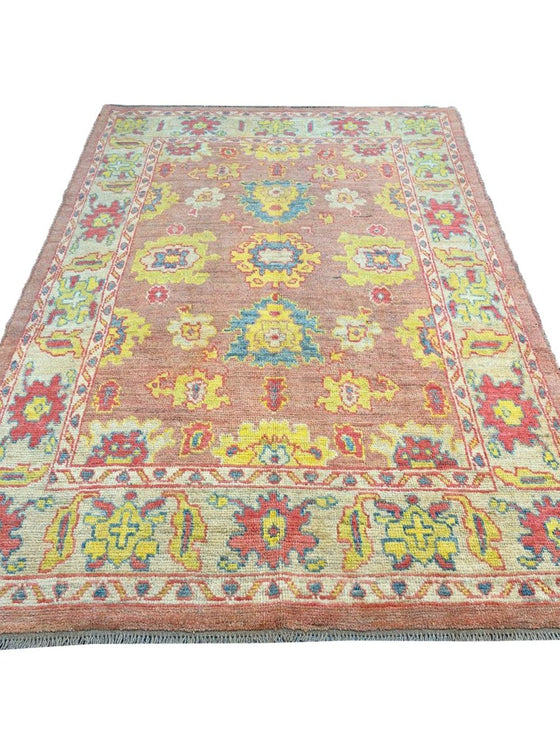 6x9 Persian Sultanabad Area Rug - 109874.