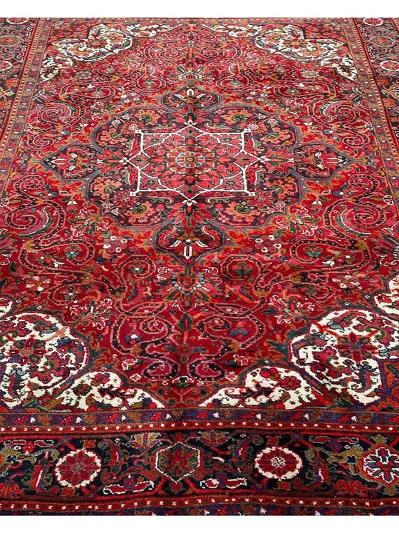 7x10 Antique Persian Heriz Area Rug - 100102.