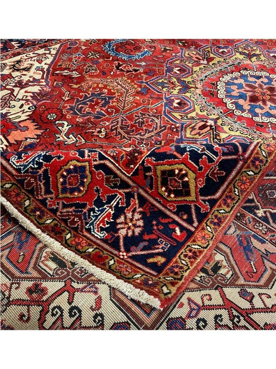 7x10 Old Persian Heriz Area Rug – 110312.