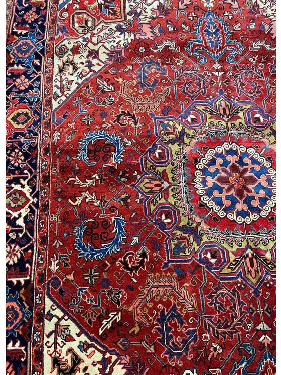 7x10 Old Persian Heriz Area Rug – 110312.