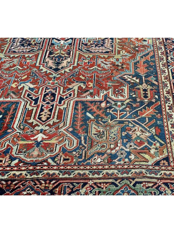 7x11 Antique Persian Heriz Area Rug - 100642.