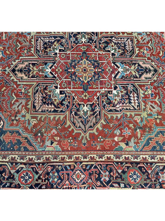 7x11 Antique Persian Heriz Area Rug - 100642.