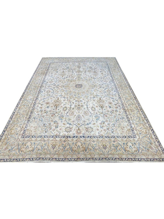 8'7" x 12'6" Old Persian Kerman Area Rug - 104300.