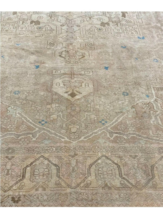 8x10 Antique Persian Bakhtiari Area Rug - 102528.