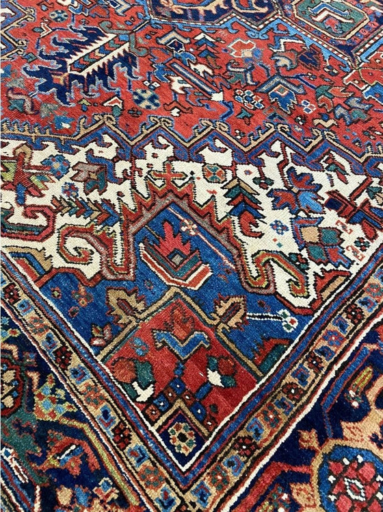 8x11 Antique Persian Heriz Area Rug - 109854.