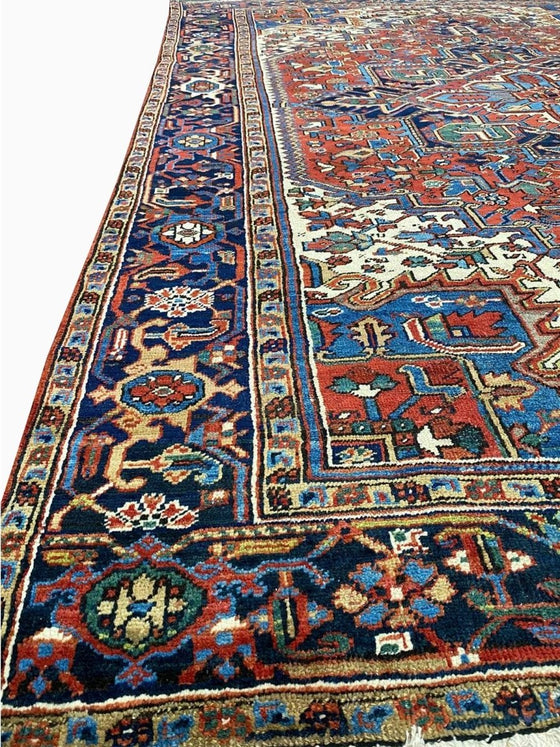 8x11 Antique Persian Heriz Area Rug - 109854.