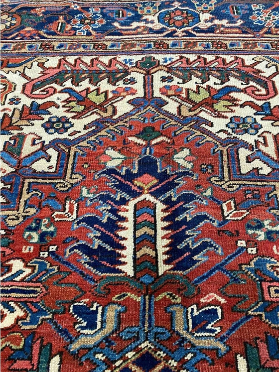 8x11 Antique Persian Heriz Area Rug - 109854.