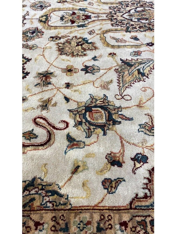 8x11 Indian Agra Area Rug - 106381.