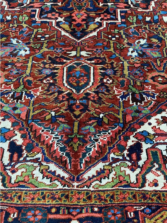 8'6" x 11'6" Old Persian Heriz Area Rug - 109861.