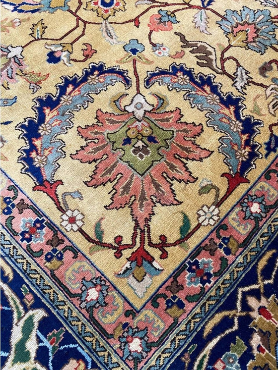 9x13 Old Persian Tabriz Area Rug - 109867.